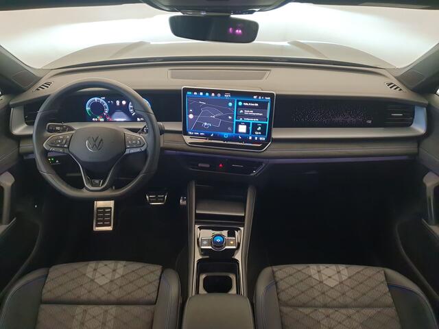 Volkswagen Tayron 1.5 eHybrid 204pk DSG/AUT R-Line Wegklapbare Trekhaak, 360 Camera, ACC