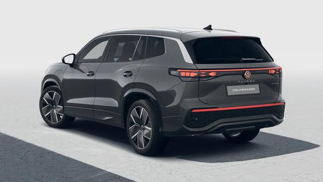 Volkswagen Tayron 1.5 eHybrid 204 6DSG R-Line Edition | 'App-Connect' draadloze smartphone integratie | Automatische afstandsregeling (Adaptive Cruise Control) | Black Style Pakket