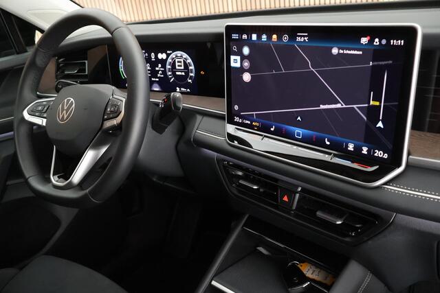 Volkswagen Tayron 1.5 204pk eHybrid Elegance Trekhaak 360Camera IQ.Light Keyless Stuur+Stoelverw.