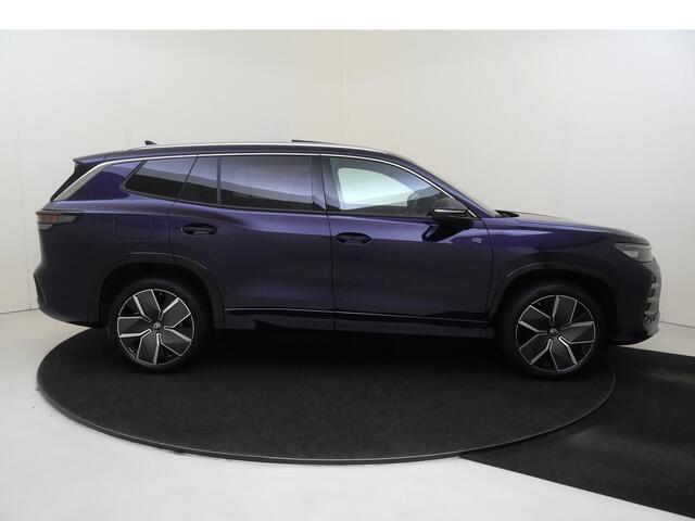 Volkswagen Tayron 1.5 eHybrid R-Line | SoH 100% | Panoramadak | Trekhaak | 360 camera | ErgoActive stoelen | Head-up display | Adaptieve demping | Harman/Kardon |