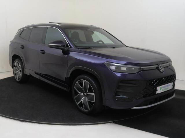 Volkswagen Tayron 1.5 eHybrid R-Line | SoH 100% | Panoramadak | Trekhaak | 360 camera | ErgoActive stoelen | Head-up display | Adaptieve demping | Harman/Kardon |