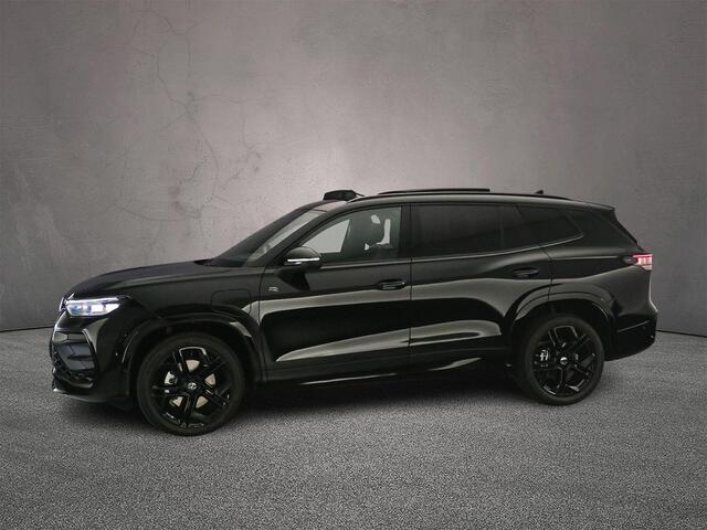 Volkswagen Tayron R-Line Edition 1.5 TSI eHybrid 204pk DSG Automaat Trekhaak, Harman Kardon audio, Panoramadak, Adaptive cruise control, Navigatie, Black Style