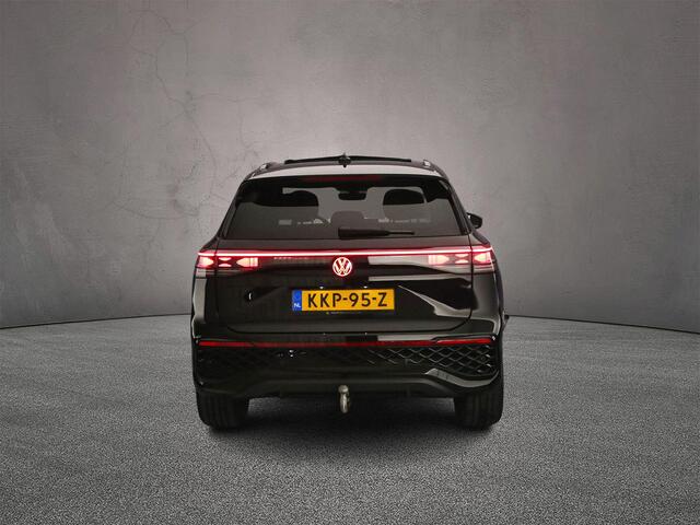 Volkswagen Tayron R-Line Edition 1.5 TSI eHybrid 204pk DSG Automaat Trekhaak, Harman Kardon audio, Panoramadak, Adaptive cruise control, Navigatie, Black Style