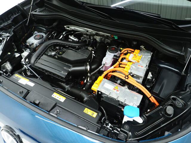 Volkswagen Tayron 1.5 eHybrid Elegance 272PK | Leder/Alcantara | Trekhaak | Massage | 360 | Sfeerlicht | Adaptive Cruise | Matrix