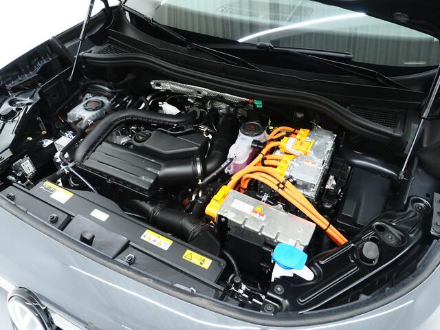 Volkswagen Tayron 1.5 eHybrid Elegance 204PK | Leder/Alcantara | Trekhaak | Massage | 360 | Sfeerlicht | Adaptive Cruise | Matrix