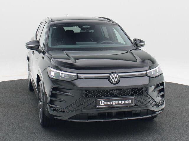 Volkswagen Tayron R-Line Edition 1.5 eHybrid 204 PK | Trekhaak | LED Matrix | HUD | Stoelmassage | 360 Camera | 20" LMV |