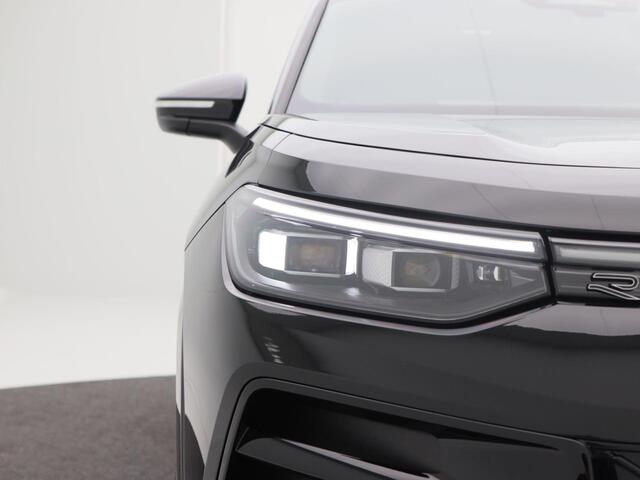 Volkswagen Tayron R-Line Edition 1.5 eHybrid 204 PK | Trekhaak | LED Matrix | HUD | Stoelmassage | 360 Camera | 20" LMV |