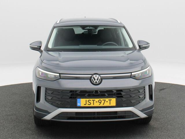 Volkswagen Tayron Life Edition 1.5 eTSi 150 Pk Automaat 7-Persoons | Trekhaak | Stoel & Stuur Verwarming | 19" Inch | Adaptieve Cruise Control | Carplay