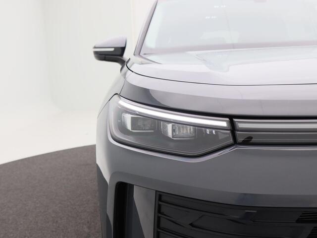 Volkswagen Tayron Life Edition 1.5 eTSi 150 Pk Automaat 7-Persoons | Trekhaak | Stoel & Stuur Verwarming | 19" Inch | Adaptieve Cruise Control | Carplay