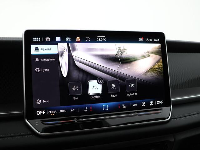 Volkswagen Tayron Life Edition 1.5 eHybrid 204 PK 6 versn. DSG · Comfort pakket · Trekhaak inklapbaar, met elektrische ontgrendeling, incl. aanhangermanoeuvreerhulp Trailer Assist · Voorraad OUTLET · Prijs is inclusief inruilpremie · MEGA SALE