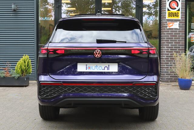 Volkswagen Tayron 1.5 eHybrid 272PK R-Line Black Style Leder/IQ.Light HD/Pano/HK/Keyless/360/Head up/DCC/ACC/Dodehoek/Trekhaak wegkl.
