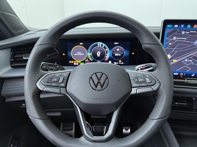Volkswagen Tayron R-Line Edition 1.5 eHybrid 150 kW / 204 PK DSG | Black Style | Panoramadak | Trekhaak met wegklapbare kogel |