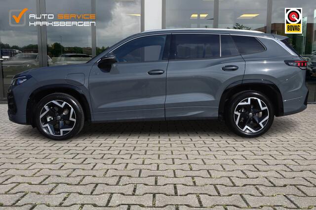 Volkswagen Tayron 1.5 eHybrid R-Line 272 pk | Trekhaak | 360 Camera | Sfeerverlichting | Fabrieksgarantie