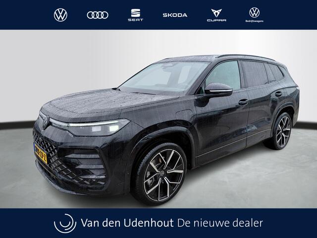 Volkswagen Tayron 1.5 eHybrid R-Line Edition | Black Style | Panoramadak |