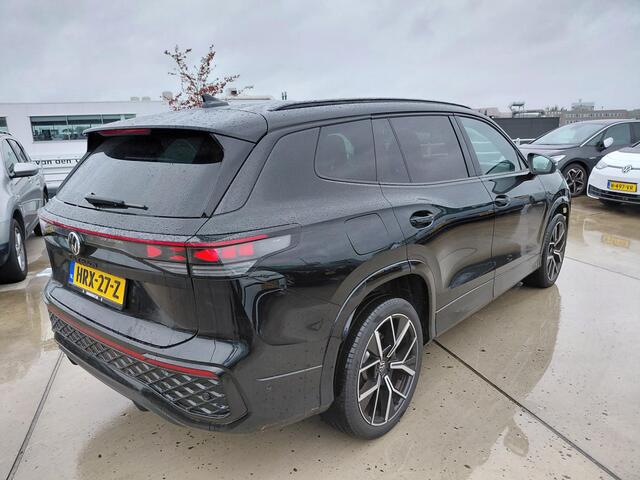 Volkswagen Tayron 1.5 eHybrid R-Line Edition | Black Style | Panoramadak |