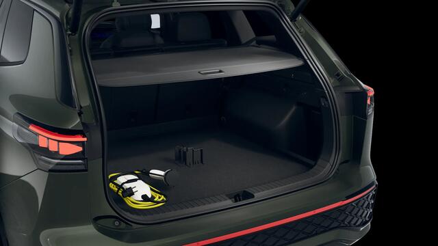 Volkswagen Tayron 1.5 eHybrid R-Line Edition 204PK DSG Panoramadak, Trekhaak, Black Style, Leder, Memorystoel, 20" LM velgen, Harman Kardon, Elektr. Achterklep