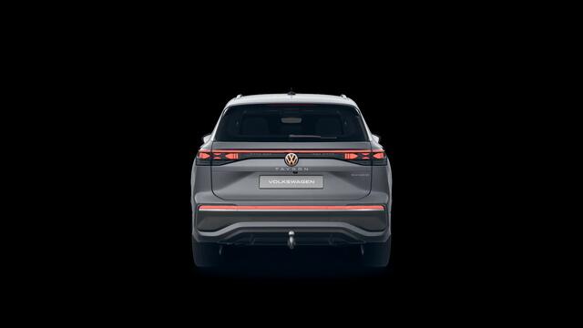 Volkswagen Tayron 1.5 eHybrid Elegance 204PK DSG 360 gr. Camera, Trekhaak, 18'' Velgen, Massage/verwarmbare Voorstoelen, Matrix-led, Apple CarPlay/Android Auto, Memory stoelen