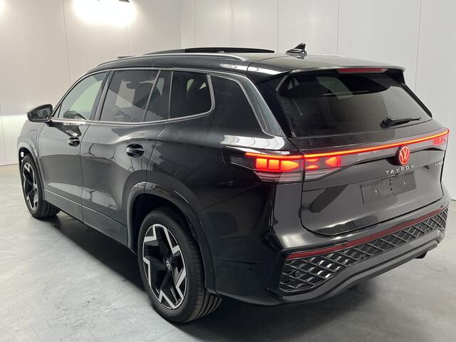 Volkswagen Tayron 1.5 eHybrid R-Line / GARANTIE TM 12-2030/ AUTOMAAT/ PANO/ TREKHAAK/ ACC/ APP-CONNECT/ PARK.SENSOR. + 360 CAMERA/ STUUR+STOELVERWARM./ MASSAGE/ HEAD-UP/ DODEHOEK/ KEYLESS/ NAVI/ CLIMA/ DAB/ LED