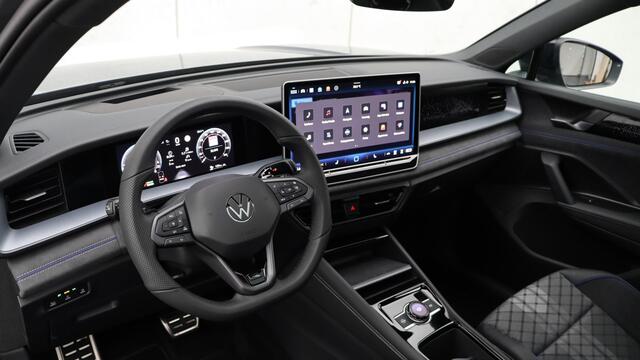 Volkswagen Tayron 1.5 eHybrid 272 PK R-Line Edition | Massage | Head-up | Panoramadak | Black Style Pakket