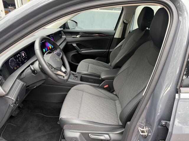 Volkswagen Tayron 1.5 eTSI Life Edition 7p Dealer onderhouden Km 20.000 Nap 1e eigenaar