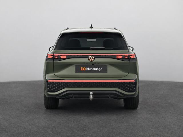 Volkswagen Tayron 1.5 eHybrid R-Line Edition 272PK DSG Panoramdak, Trekhaak, Black Style, Harman Kardon Audio, 360gr. Camera, Head-Up Display, Matrix LED Verlichting, 20" LM Velgen