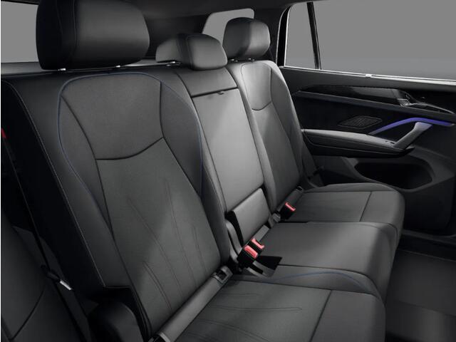 Volkswagen Tayron R-Line 1.5 eHybrid 204 PK 6 versn. DSG · Black Style Pakket · Interieur Style Pakket · Trekhaak inklapbaar, met elektrische ontgrendeling, incl. aanhangermanoeuvreerhulp Trailer Assist · Prijs is inclusief inruilpremie ·