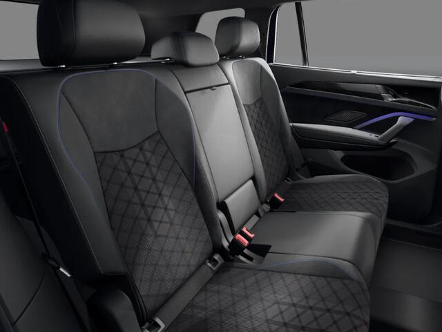 Volkswagen Tayron R-Line Edition 1.5 eHybrid 204 PK 6 versn. DSG · Black Style Pakket · Panoramaschuif-kanteldak · Trekhaak inklapbaar, met elektrische ontgrendeling, incl. aanhangermanoeuvreerhulp Trailer Assist ·