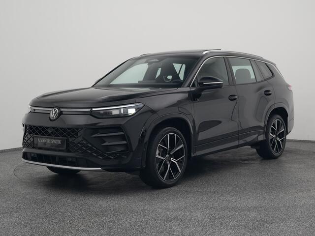 Volkswagen Tayron 1.5 eHybrid 272 PK R-Line | 5 JAAR GARANTIE | PANO | 360° | ADAPTIVE | HUD | STOEL- EN STUURVERW. | TREKHAAK