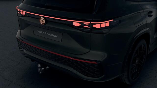 Volkswagen Tayron R-Line Edition | 'App-Connect' draadloze smartphone integratie | Automatische afstandsregeling (Adaptive Cruise Control) | Black Style Pakket – foto 5