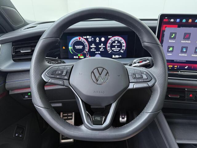 Volkswagen Tayron 1.5 eHybrid R-Line Edition | SoH 99% | 204 PK | Panoramadak | Zwenkbare Trekhaak | Head-up Display | – foto 8