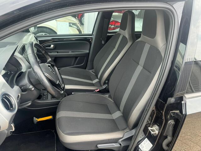Volkswagen UP! 1.0 BMT high up - 1e eigenaar | Airco | Cruise control | Smartphone integratie |