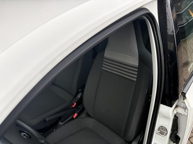 Volkswagen UP! 1.0 BMT move up!, airco, DAB radio, elek. ramen, centrla vergr.