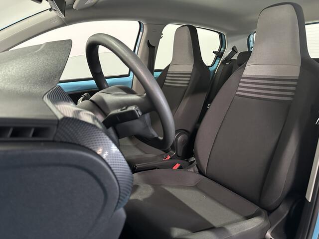 Volkswagen UP! 1.0 - 5 drs. - Airco / Bluetooth / Camera
