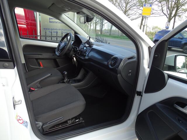 Volkswagen UP! 1.0 Dab PDC Clima Camera