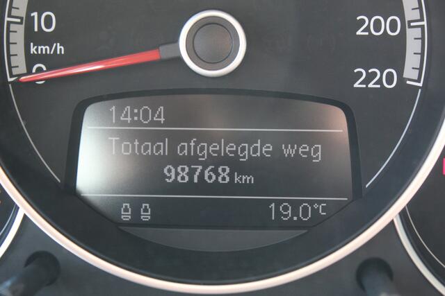 Volkswagen UP! 1.0 BMT move up! , 5 deurs Airco , Cruise control , Stoelverwaming , DAB radio