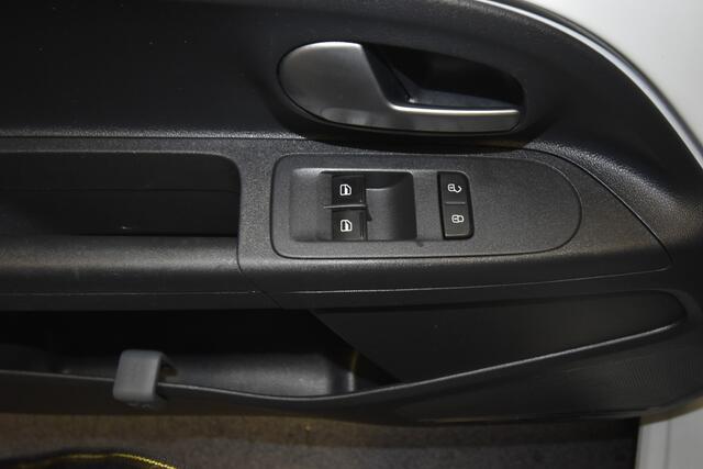 Volkswagen UP! 1.0 BMT move up! , AIRCO , BL TOOTH , CV AFST , EL VOOR ,