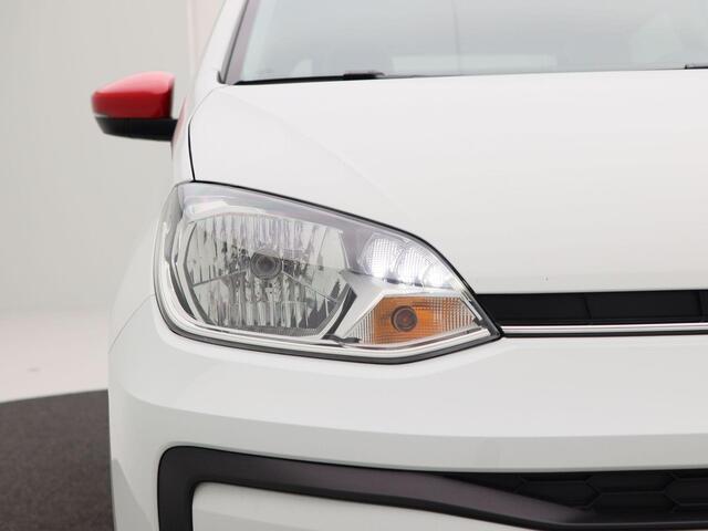 Volkswagen UP! 1.0 BMT up! beats | Airco | Cruise Control | Bluetooth | Parkeersensoren Achter | Beats Audio | 15 Inch | 59.733 Km!!