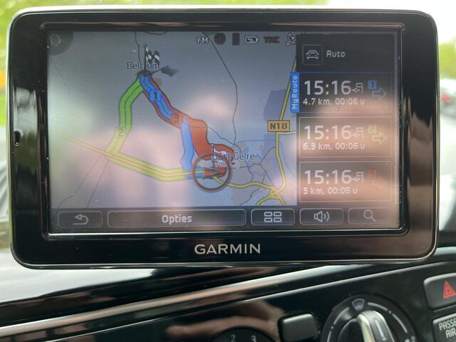Volkswagen UP! 1.0 BMT move up! | BLUETOOTH | NAVIGATIE | AIRCO | STOELVERWARMING