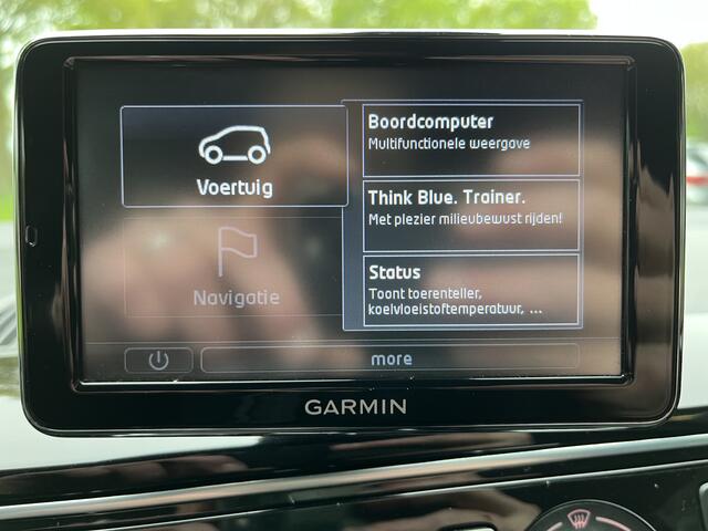 Volkswagen UP! 1.0 move up! BlueMotion | BLUETOOTH | NAVIGATIE | AIRCO | STOELVERWARMING | TREKHAAK