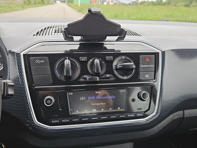 Volkswagen UP! 1.0 BMT move up!