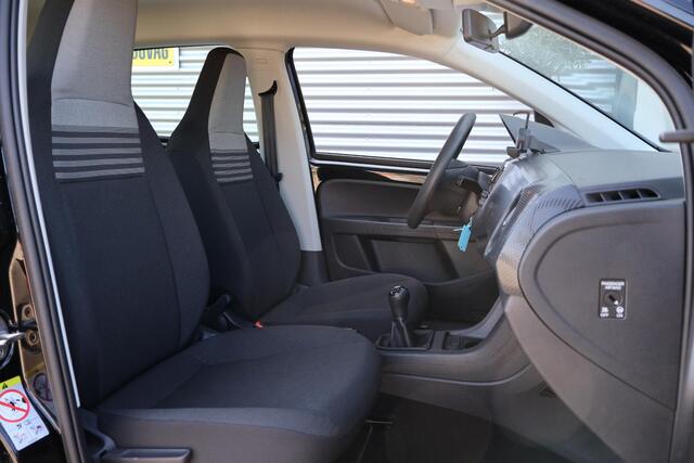 Volkswagen UP! 1.0 Airco | Carplay | DAB Radio | Start/Stop | NAP | Volledig Onderh. | Nette Auto