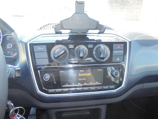 Volkswagen UP! 1.0 BMT move up! Start-Stop, Airco, Cruise Controle, Verkeerswaarschuwing, Brake Assitant, Boordcomputer