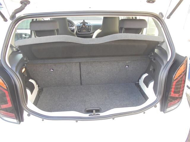 Volkswagen UP! 1.0 BMT move up! Start-Stop, Airco, Cruise Controle, Verkeerswaarschuwing, Brake Assitant, Boordcomputer