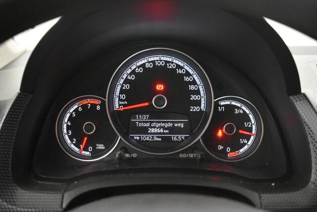 Volkswagen UP! 1.0 BMT move up!