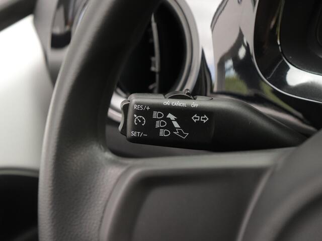 Volkswagen UP! 1.0 move up! BlueMotion | Cruise control | Airco |