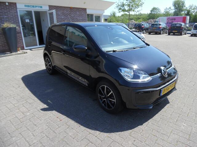 Volkswagen UP! 1.0 move up auto word nog wel meegereden