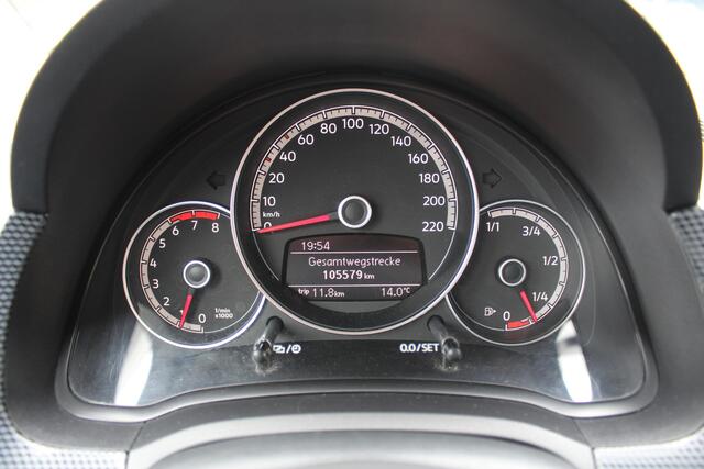 Volkswagen UP! 1.0i "Move UP" Airco - 5 Deurs !!!