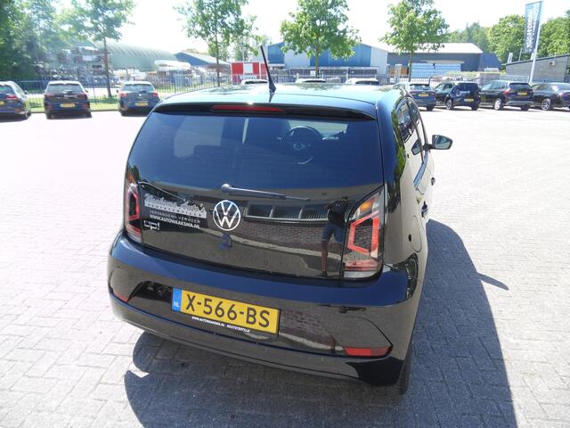 Volkswagen UP! 1.0 move up auto word nog wel mee gereden