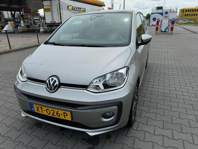 Volkswagen UP! 1.0 BMT high up!
