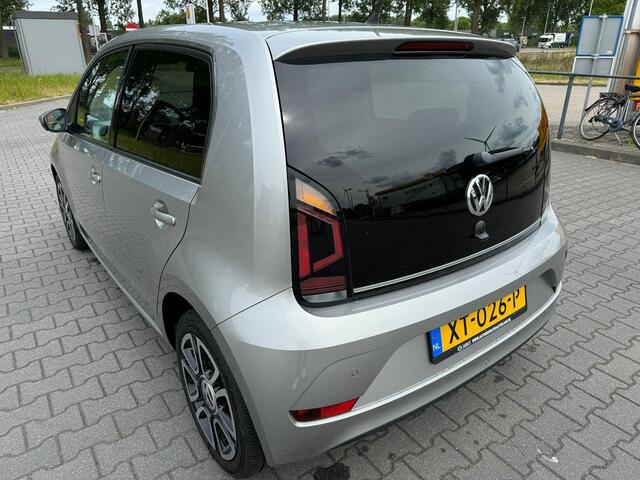 Volkswagen UP! 1.0 BMT high up!